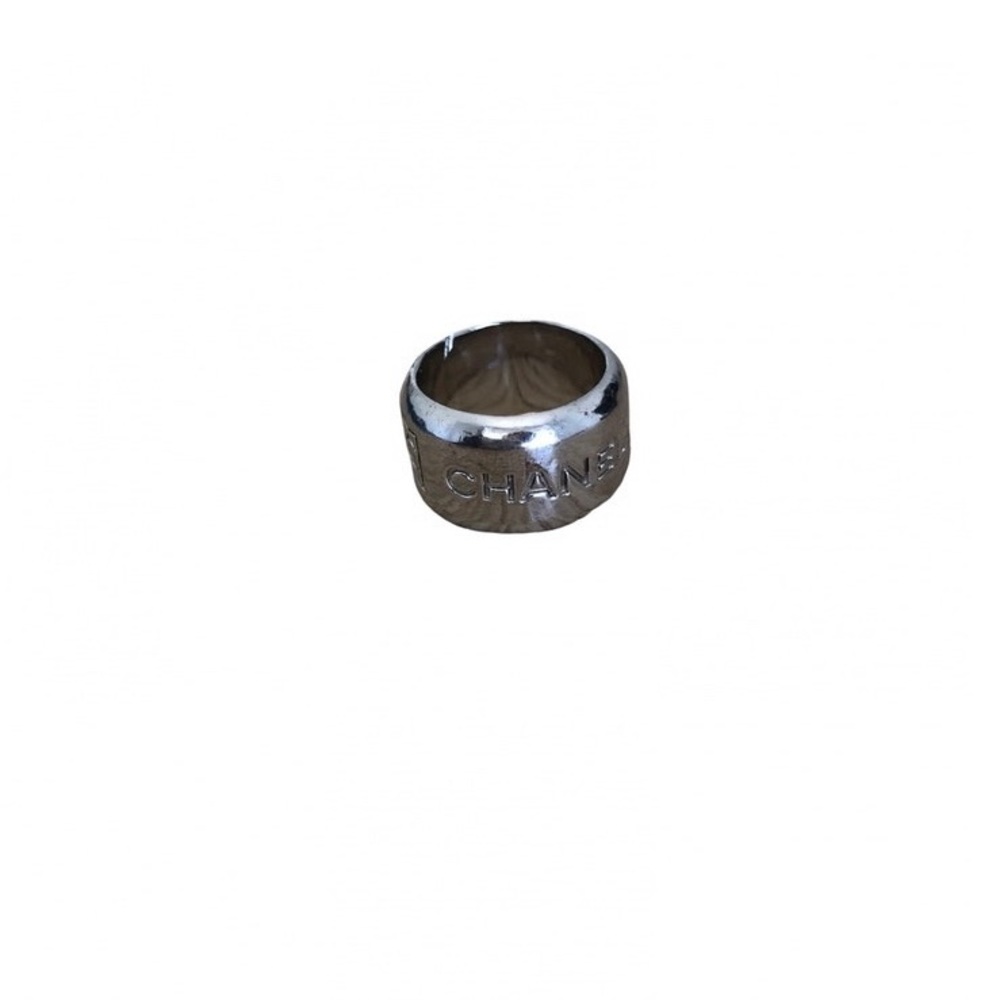 Chanel Ring- metal